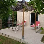 Les Granges De Flolie Casa de Férias *