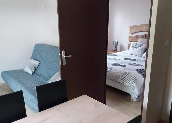 Les Granges De Flolie Hébergement de vacances *