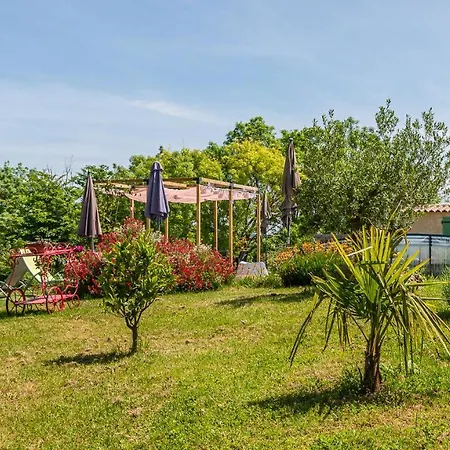 Vakantiehuis Les Granges De Flolie Beauteville