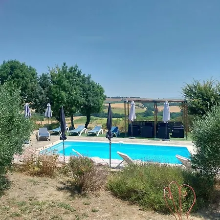 Les Granges De Flolie Casa vacanze *