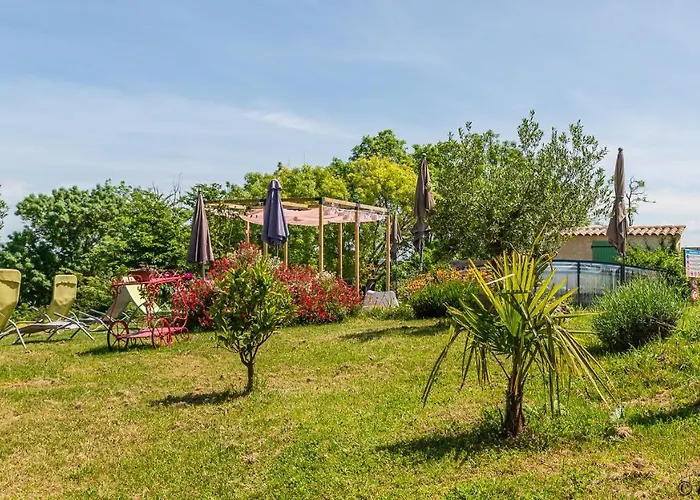 بيت للعطل Les Granges De Flolie Beauteville